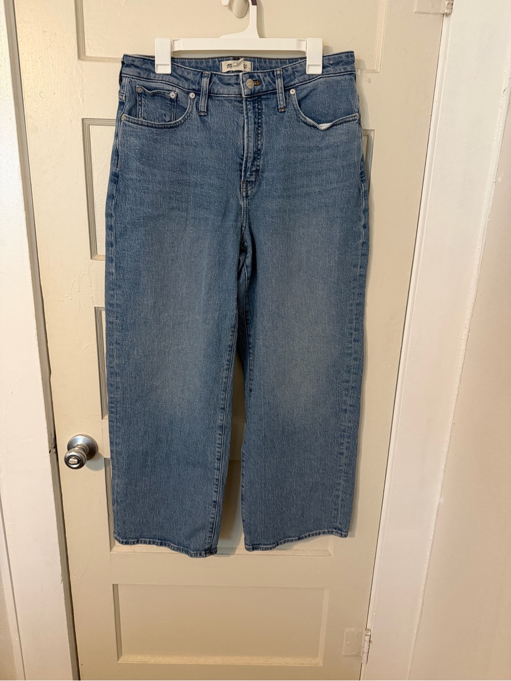 Madewell Women's Straight-Leg Jeans in Light Blue Wash